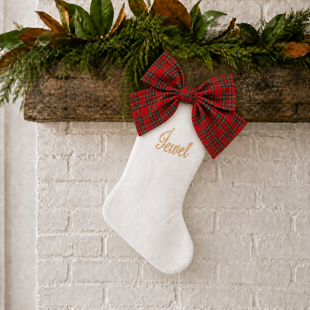 Personalized white cotton piqué Christmas stocking with removable red tartan bow